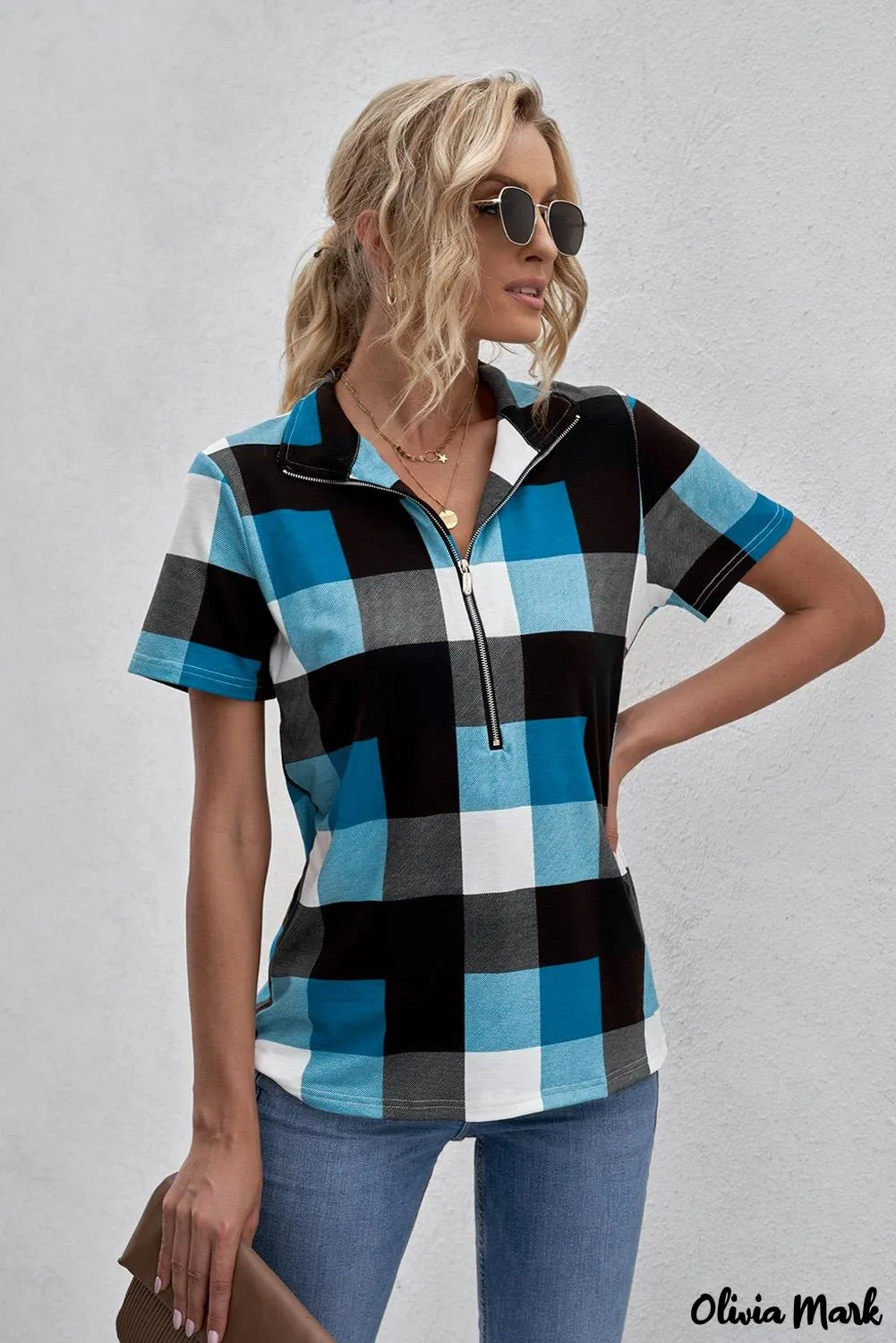 Deanwangkt - Blue Checked Zip V-Neck Short Sleeve Blouse