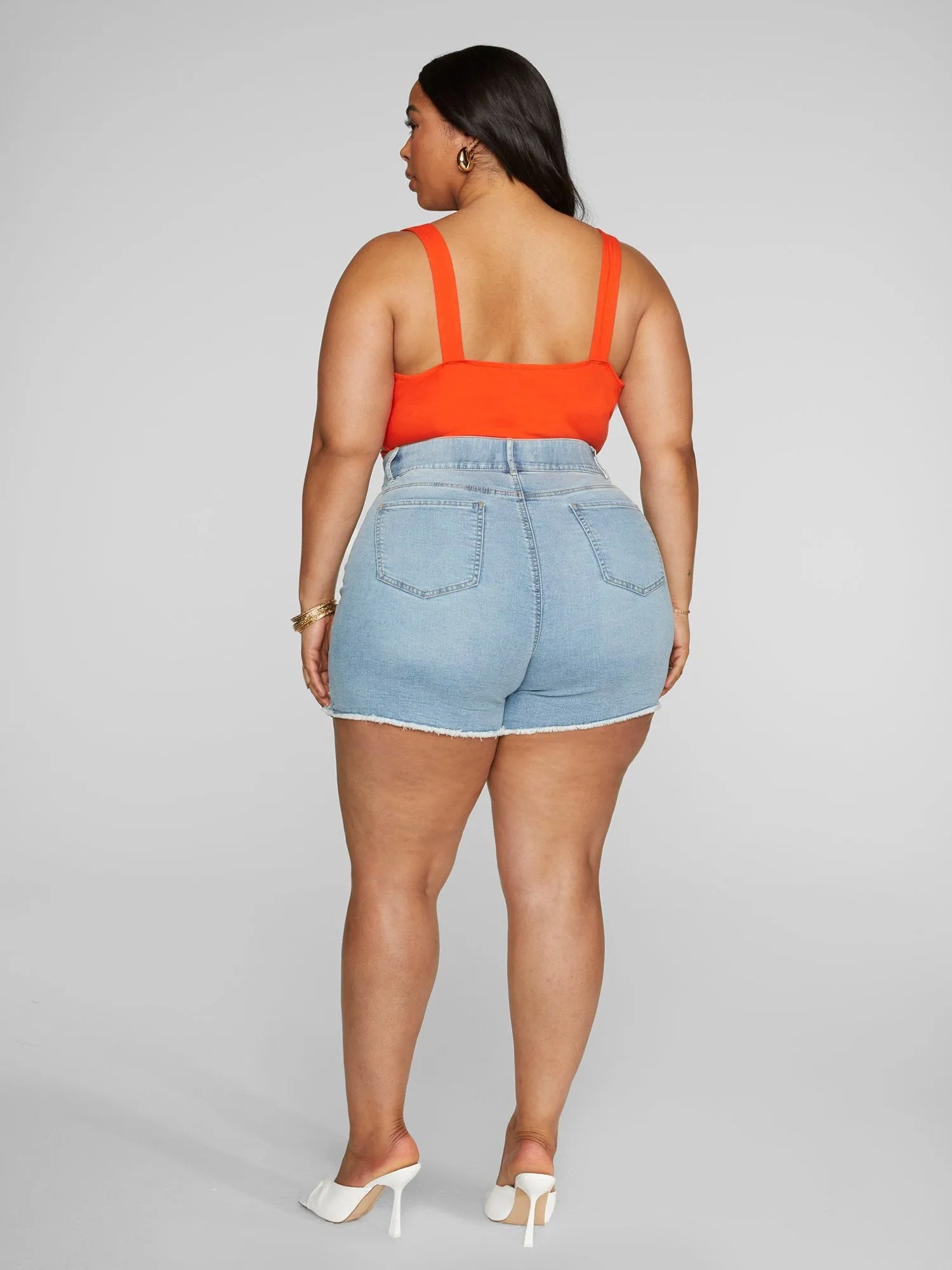 High Rise Light Wash Curvy Fit Shorts